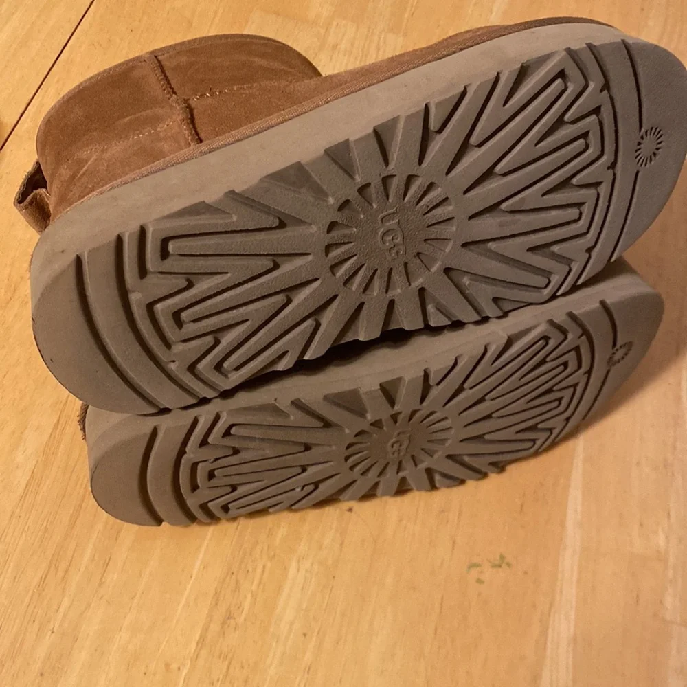 Ugg platform boots